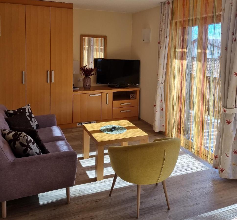 Apartments Ad 拉登齐 外观 照片