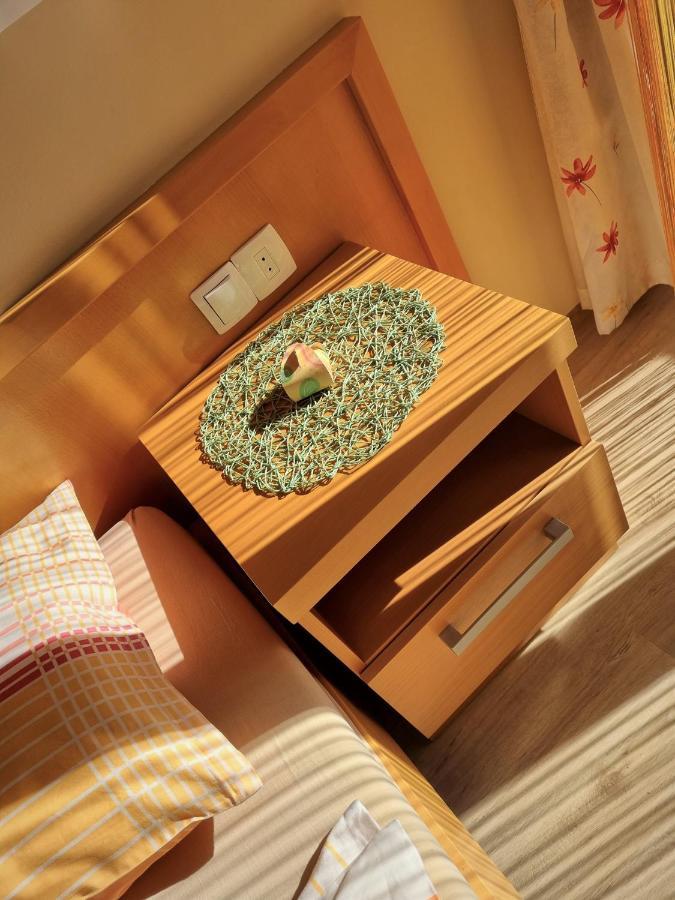 Apartments Ad 拉登齐 外观 照片